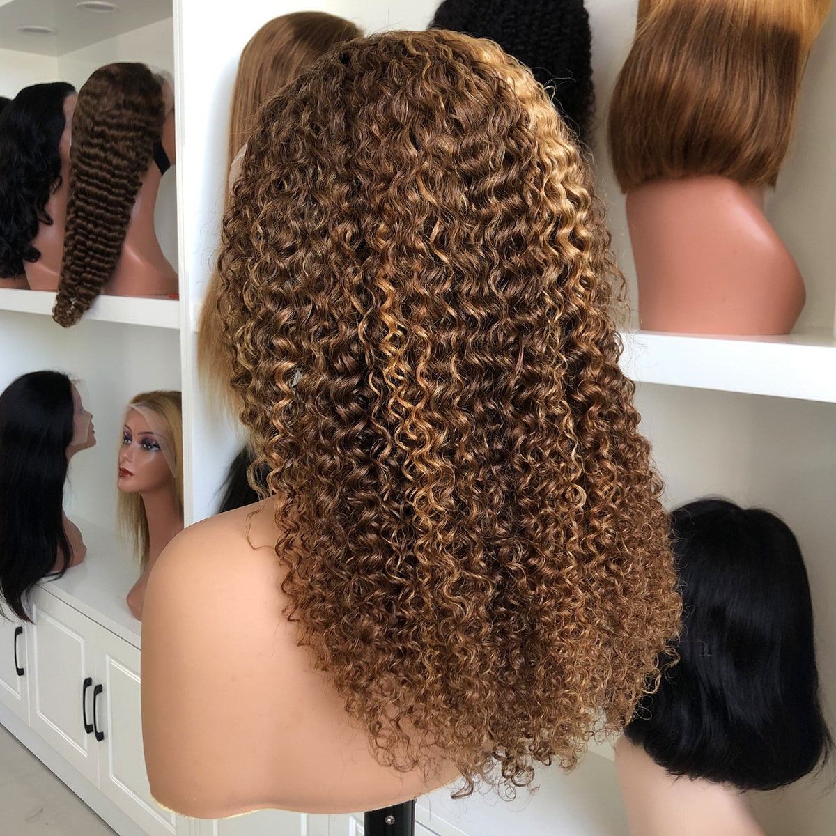 perruque en cheveux humains