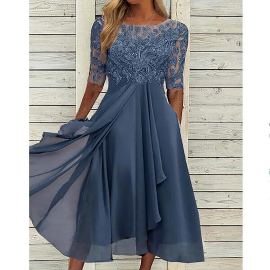 Robe élégante en dentelle en chiffon ajourée cousue