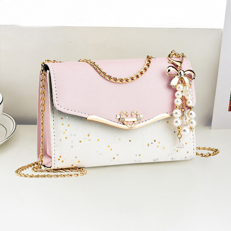 Sac bandoulière carré petit modèle de luxe avec chaîne