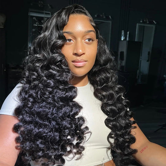 Perruques en cheveux humains bresiliens a dentelle frontale 13X6 avec vagues profondes laches