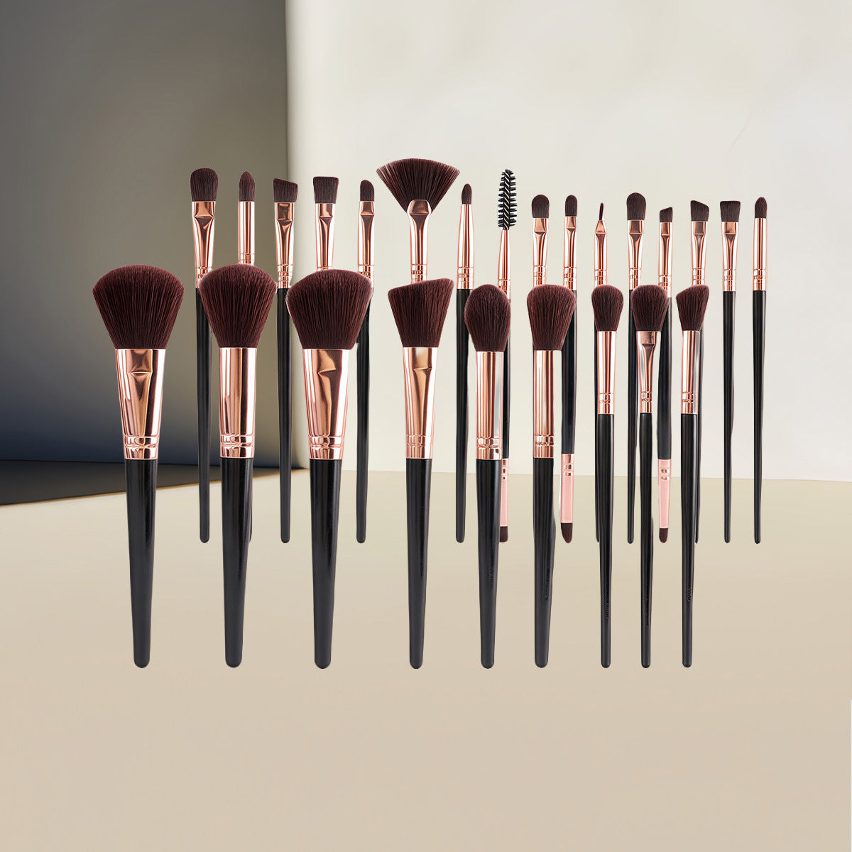 Ensemble de pinceaux de maquillage avec trousse de toilette