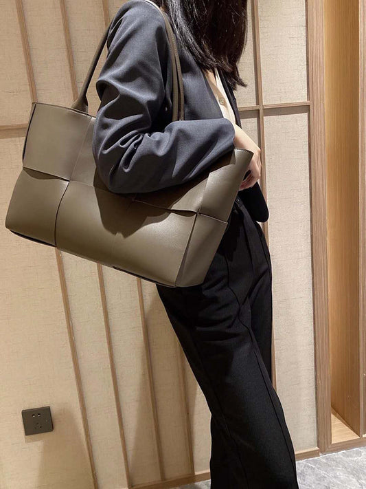 Sac fourre-tout tissé en cuir véritable