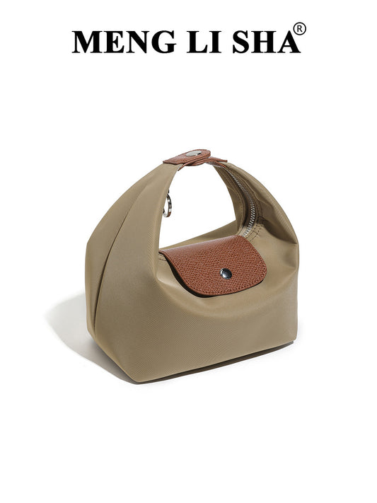 Sac bandoulière en nylon avec fermeture magnétique