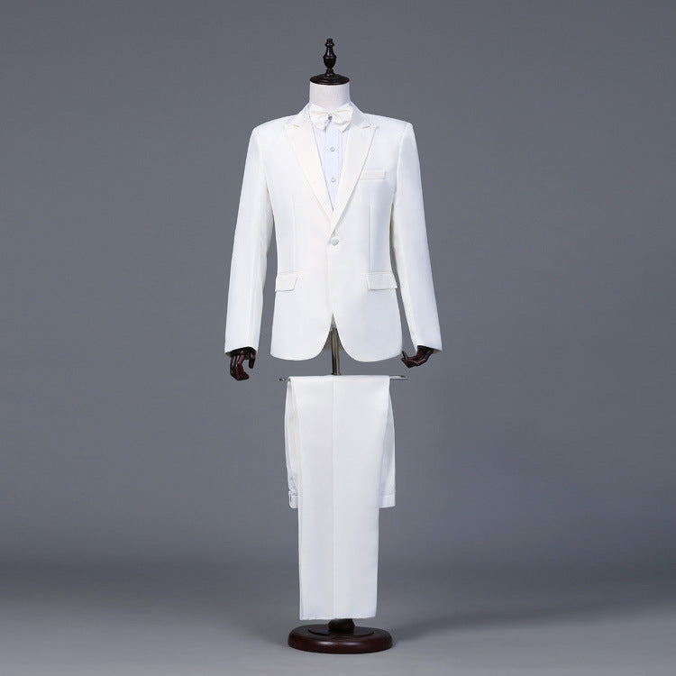 Costume de performance pour hommes avec nœud papillon