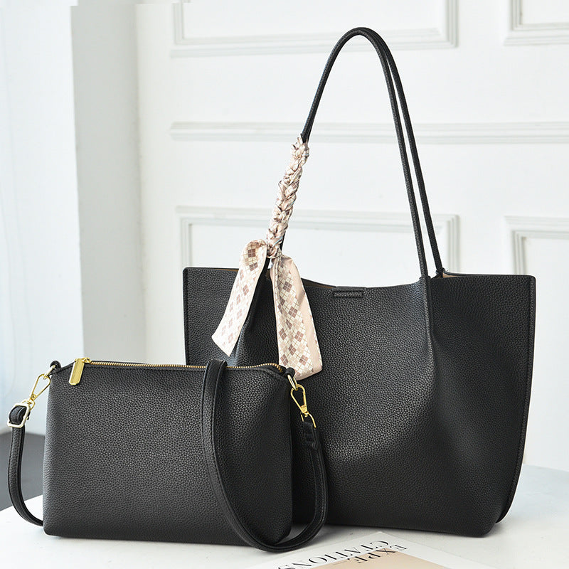 Sac bandoulière à pompons et perles tendance