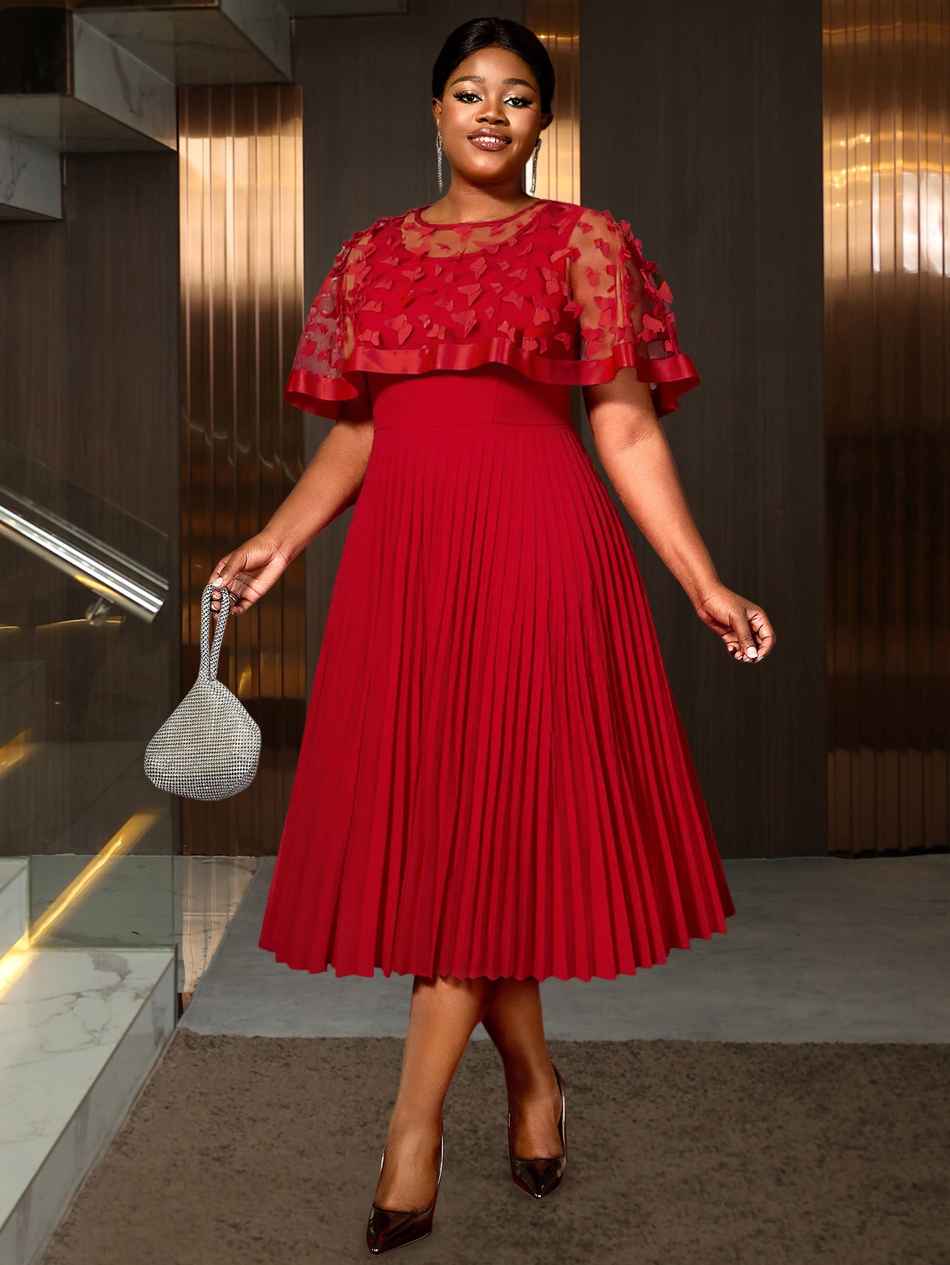 Robe  grande taille en tulle avec nœud et châle