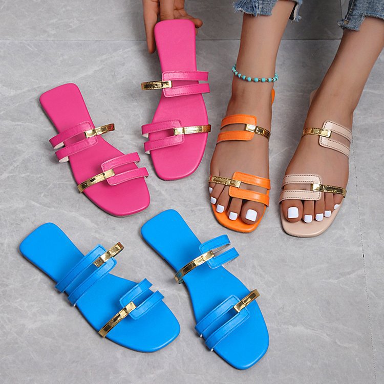 Chaussons plats à enfiler pour femmes