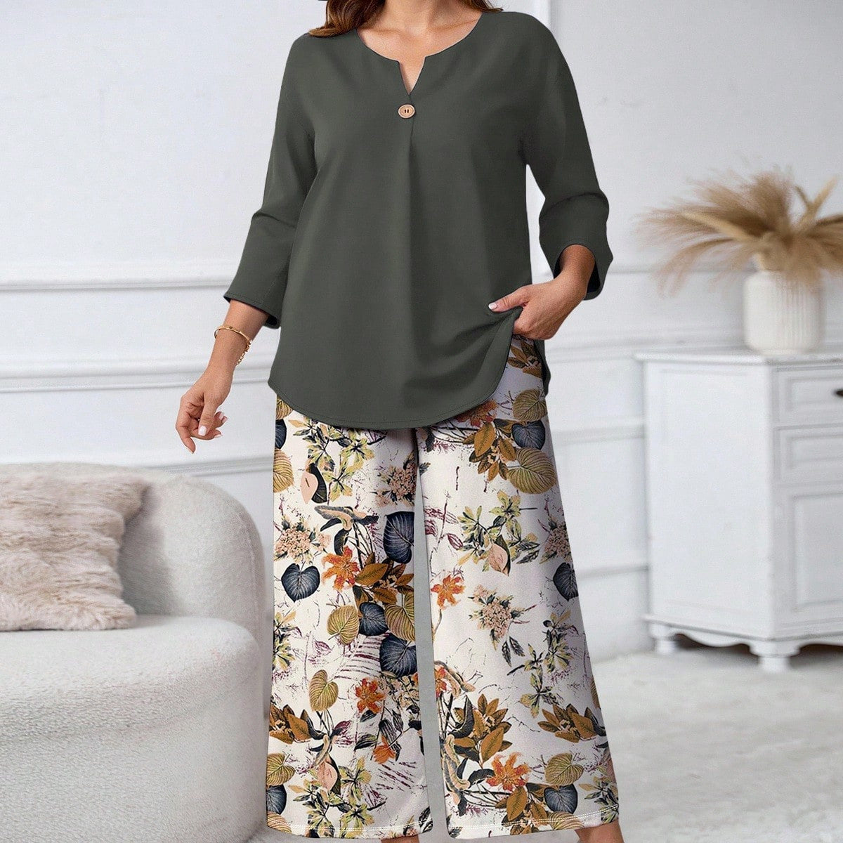 Ensemble chemise et pantalon à imprimé floral