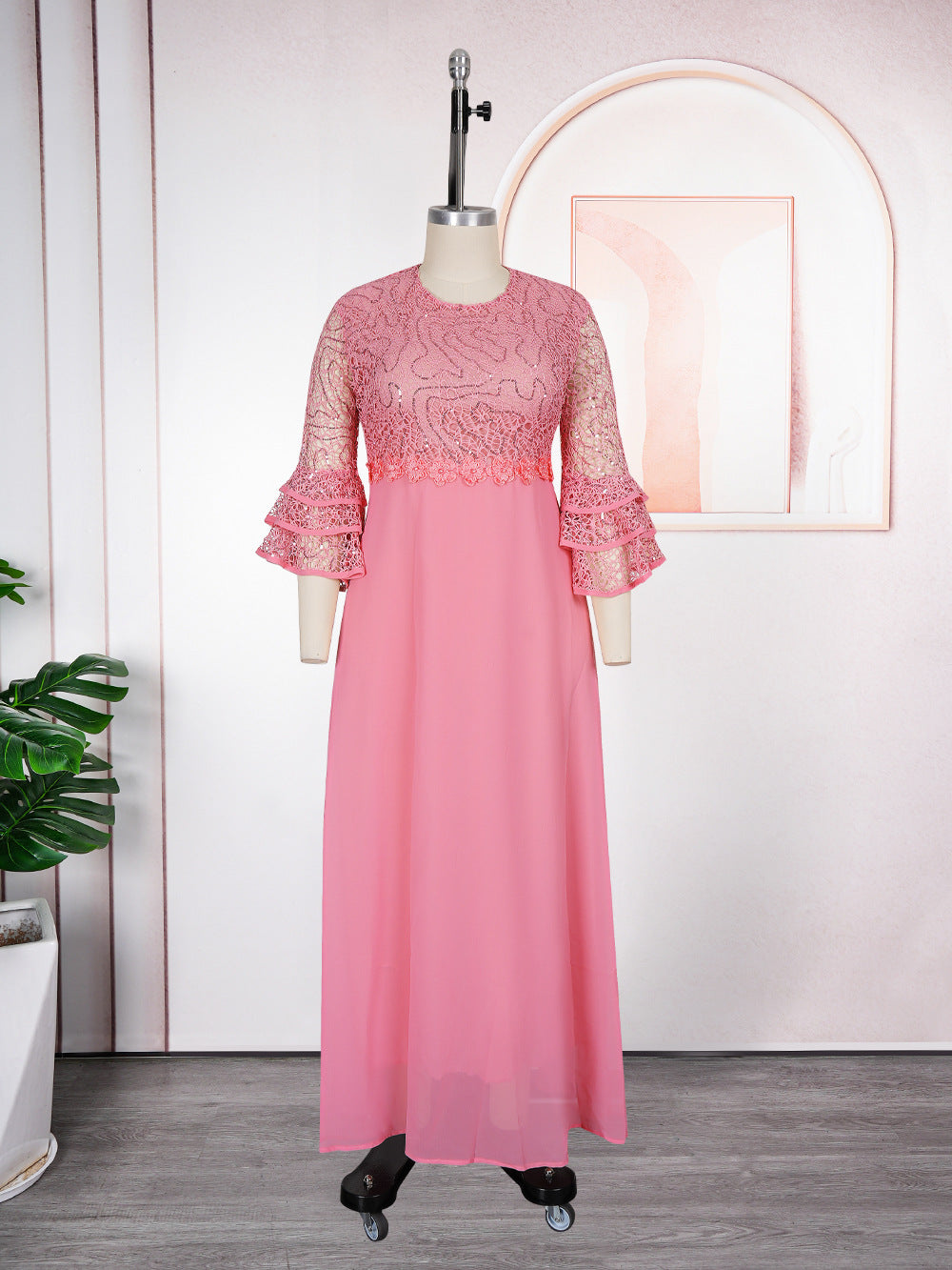 Habit :Robe en mousseline de soie à dentelle florale