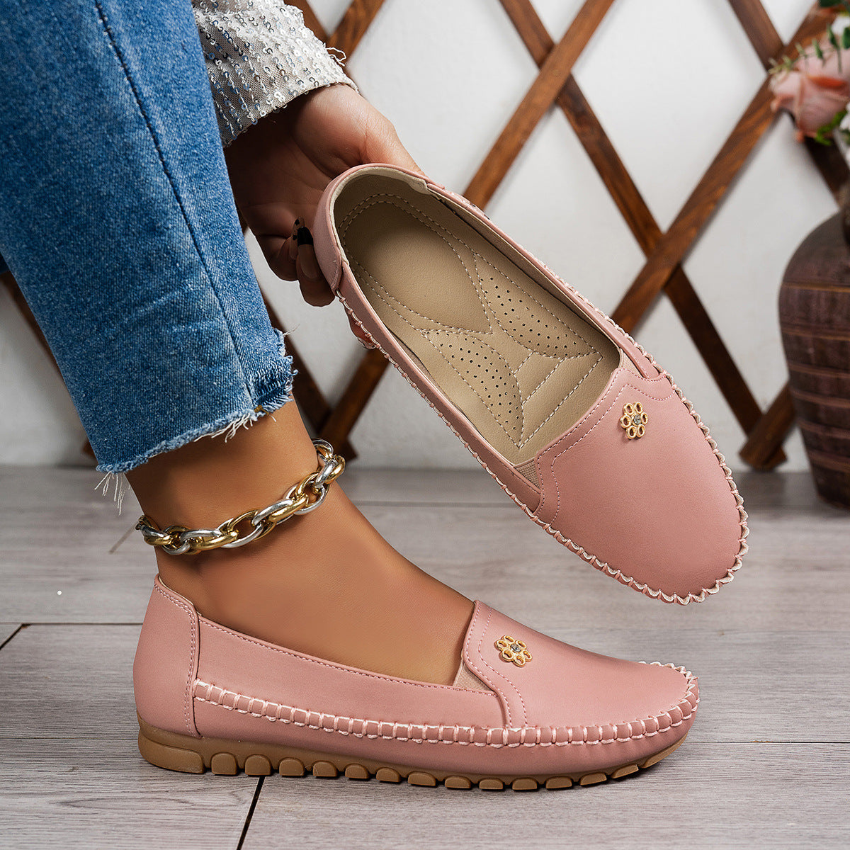 chaussures : Mocassins plats rétro pour femmes de couleur unie