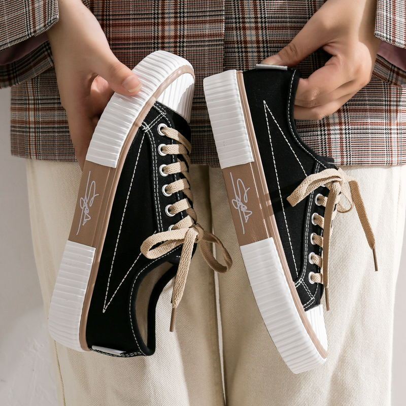 Chaussures décontractées basses en toile