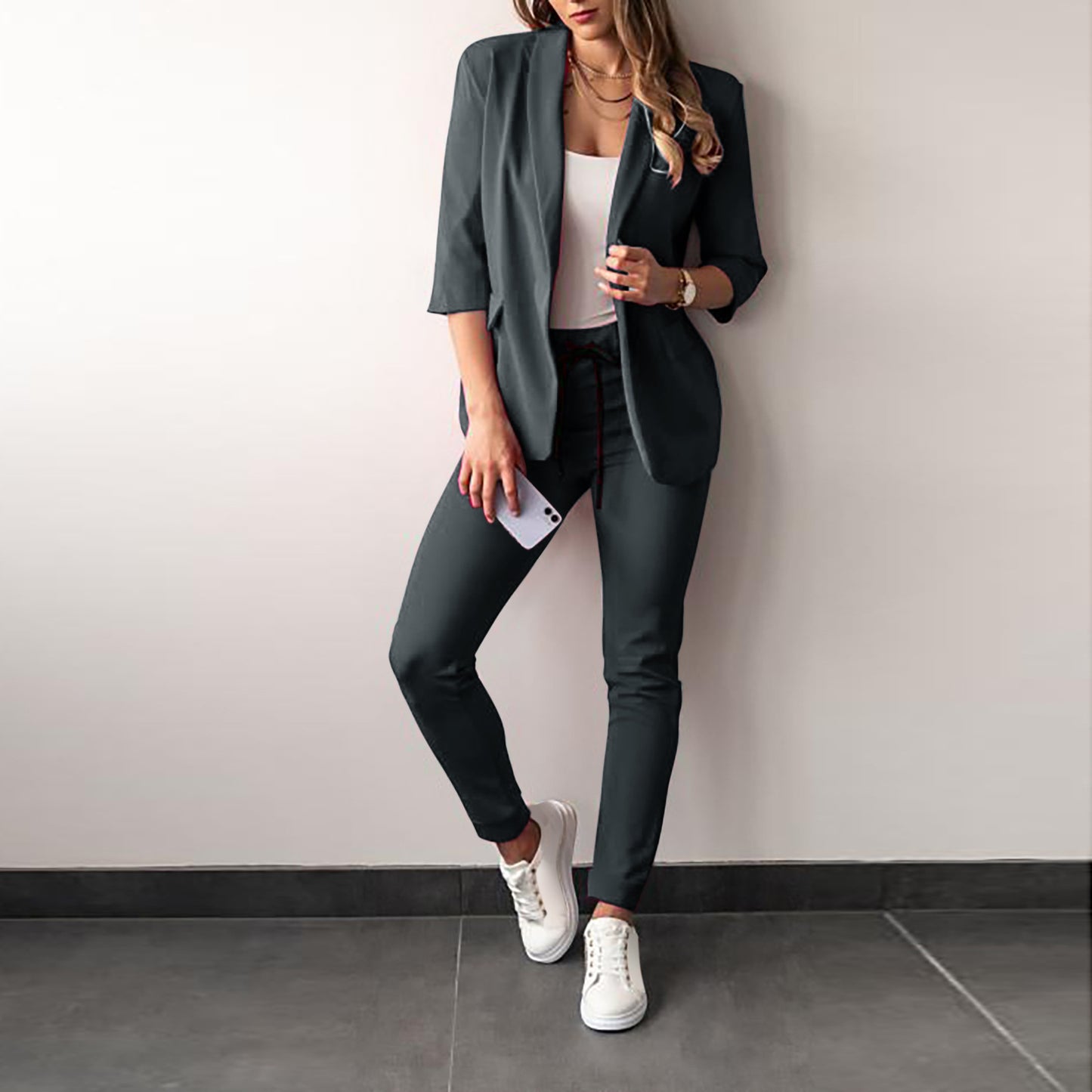 Costume de mode décontractée pour femmes