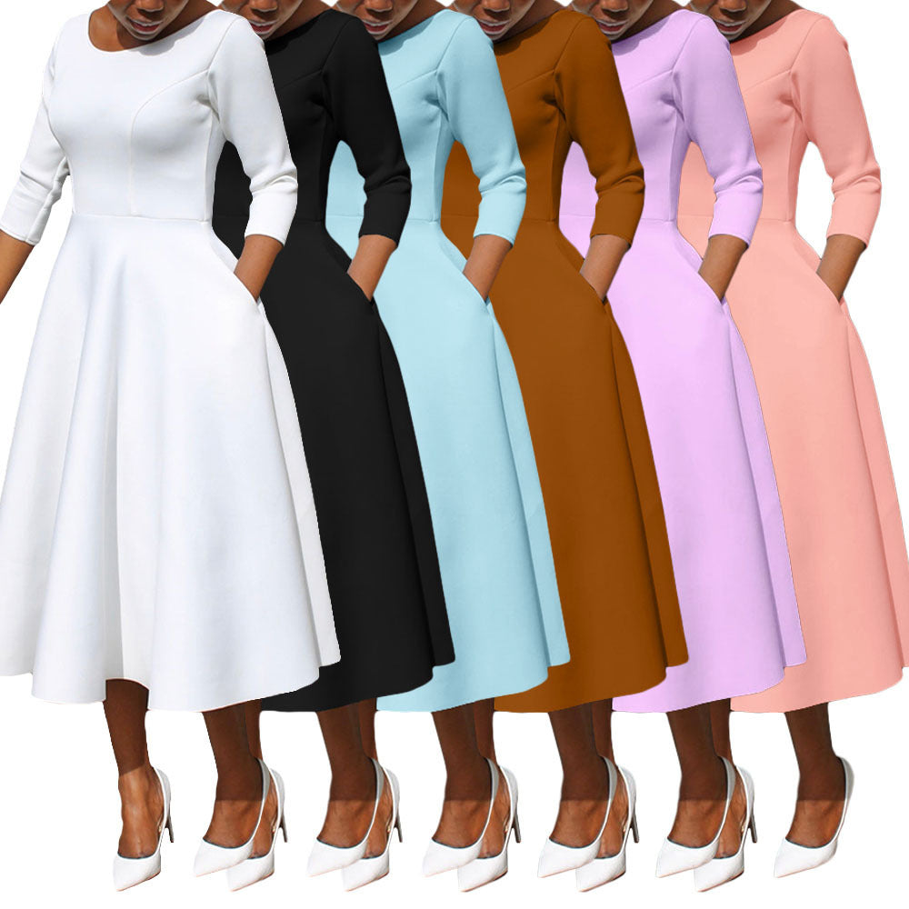 Robe longue pour femmes avec encolure en U et poche à rabat