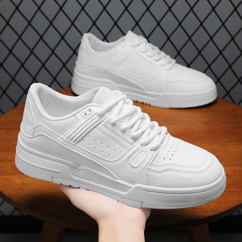 Baskets blanches tendance et polyvalentes