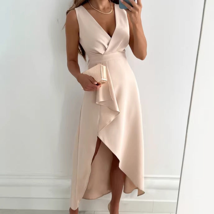 Robe sans manches élégante à plis