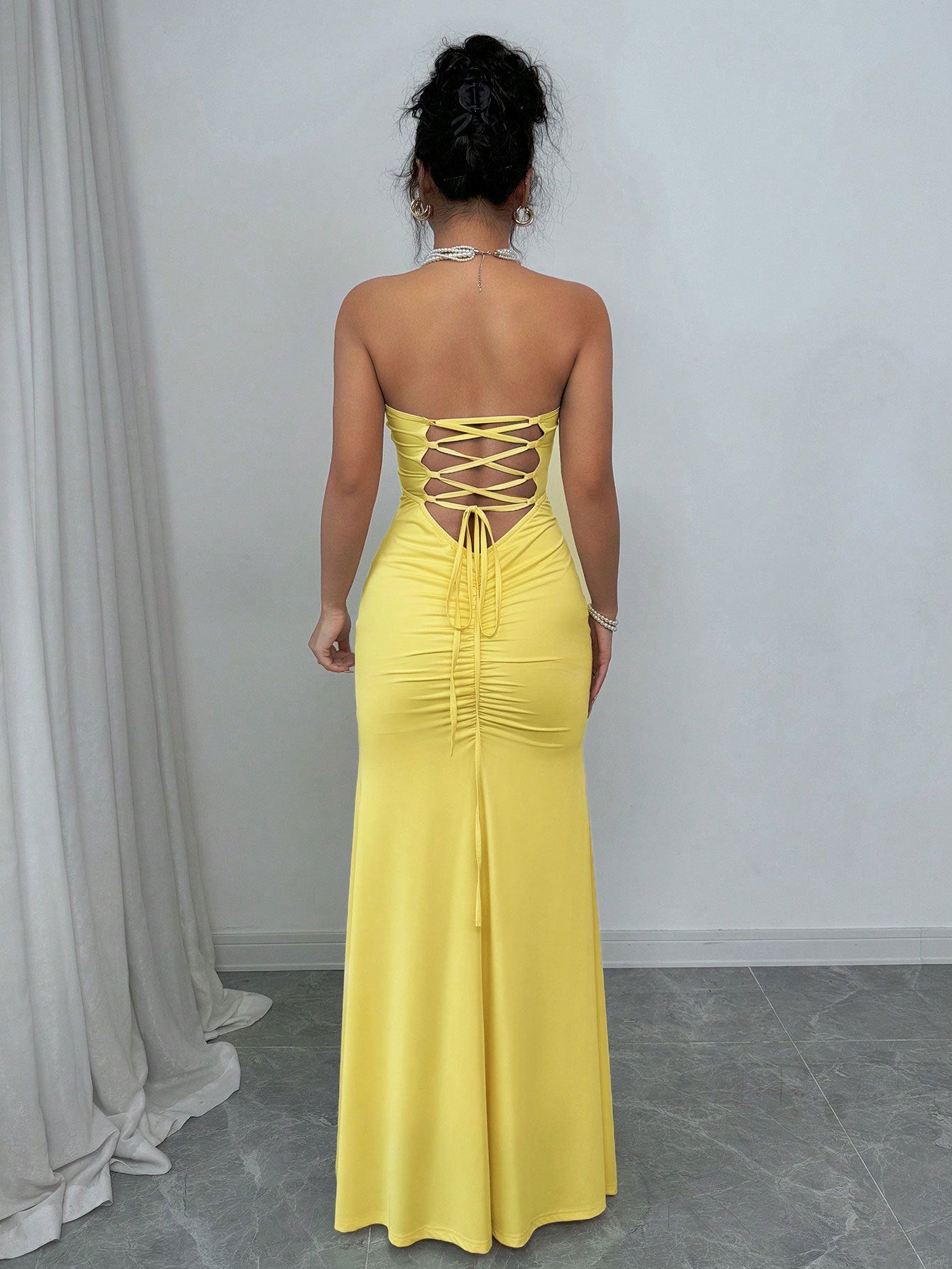 Habit :Robe longue à bretelles pour femmes, sans dos et sans bretelles