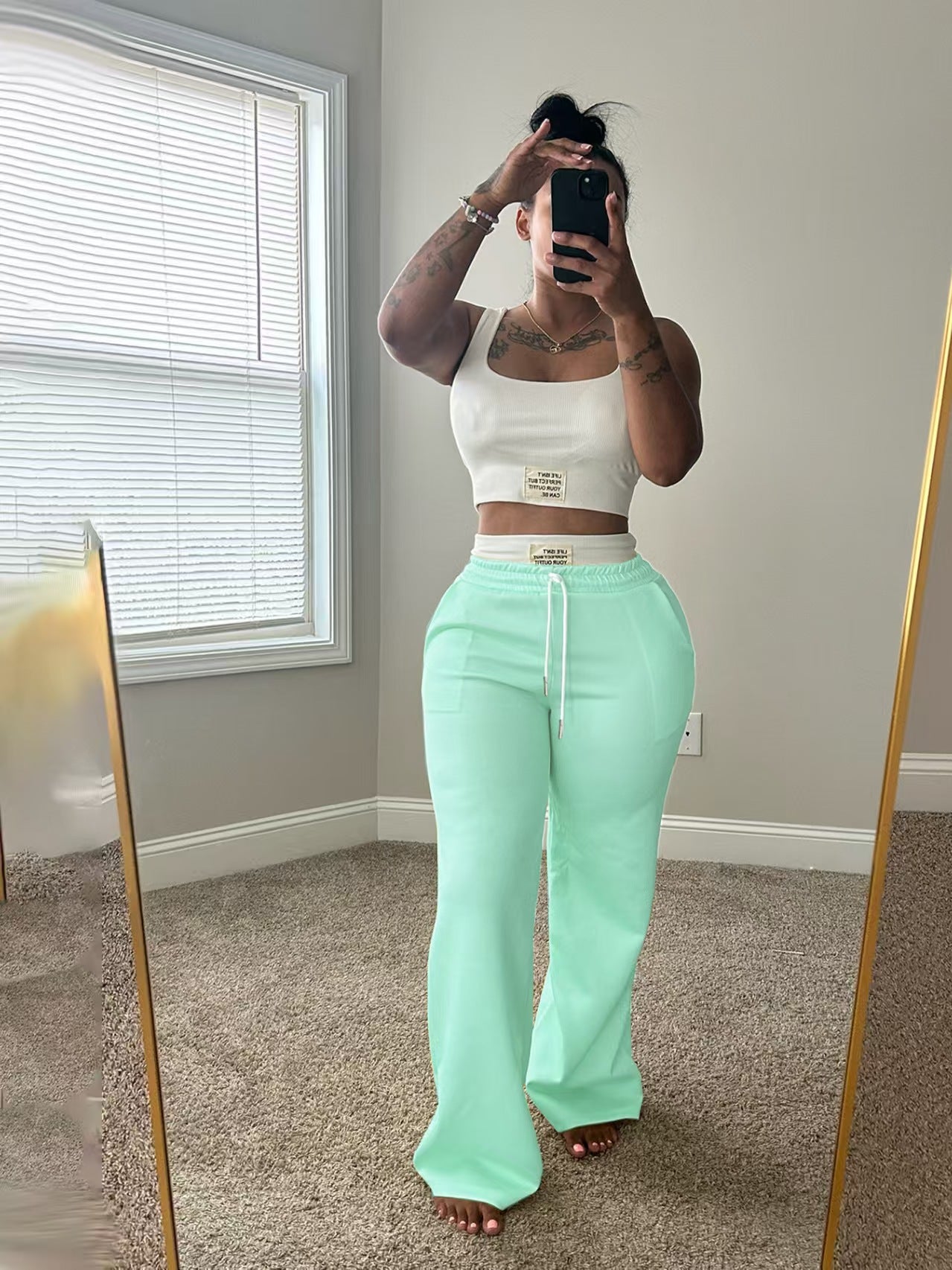Ensemble gilet et pantalon à taille double, coupe large et bloc de couleurs