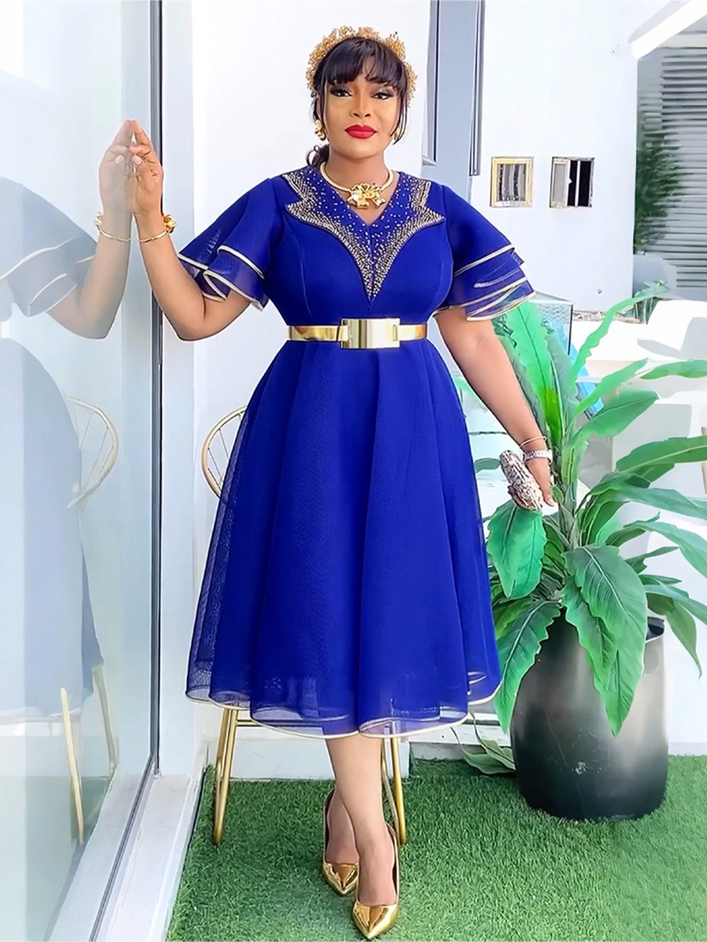 Robe à perles à col en V et taille haute pour femme