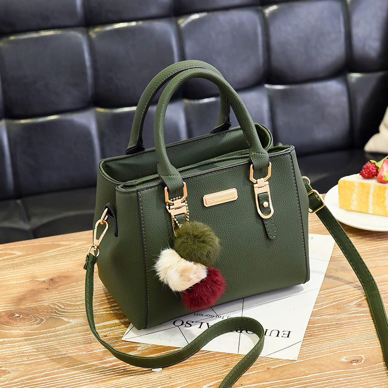 Sac à épaule tendance à double couche avec accent en fourrure