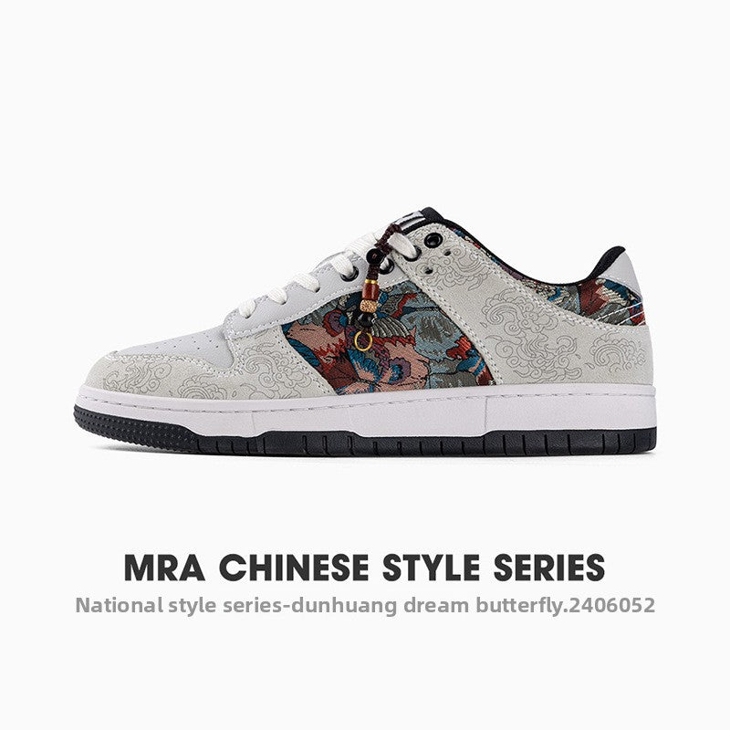 Baskets pour homme style national avec broderie