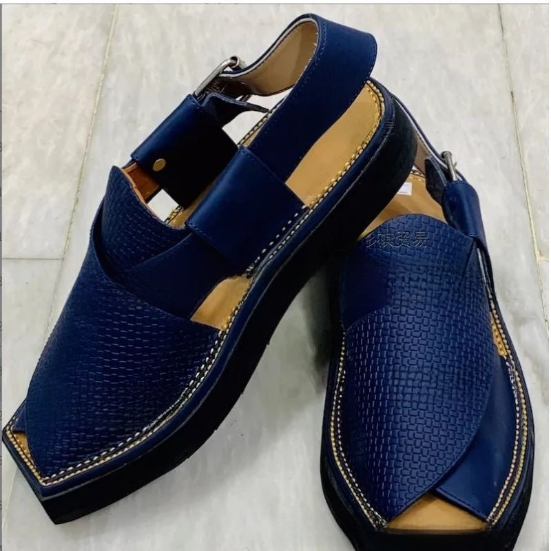 Sandales plates en cuir tressé