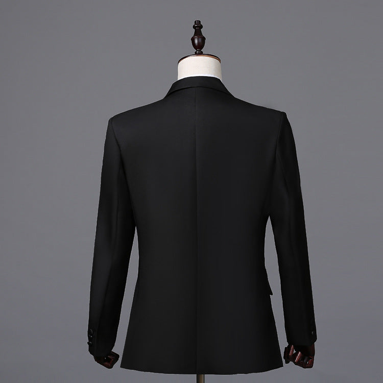 Costume de performance pour hommes avec nœud papillon