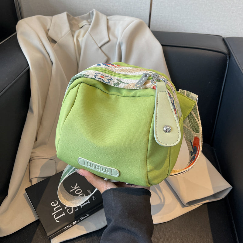 Sac bandoulière en nylon imperméable