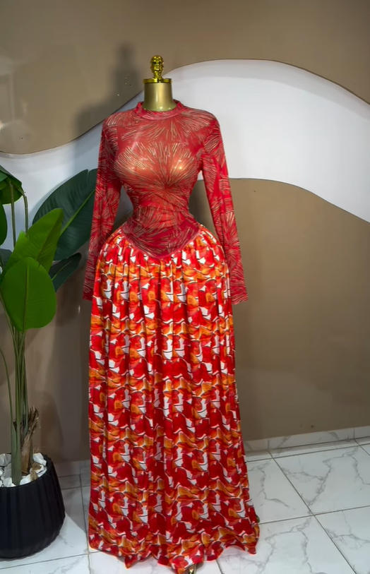 Robe longue plissée en maille imprimée pour femmes