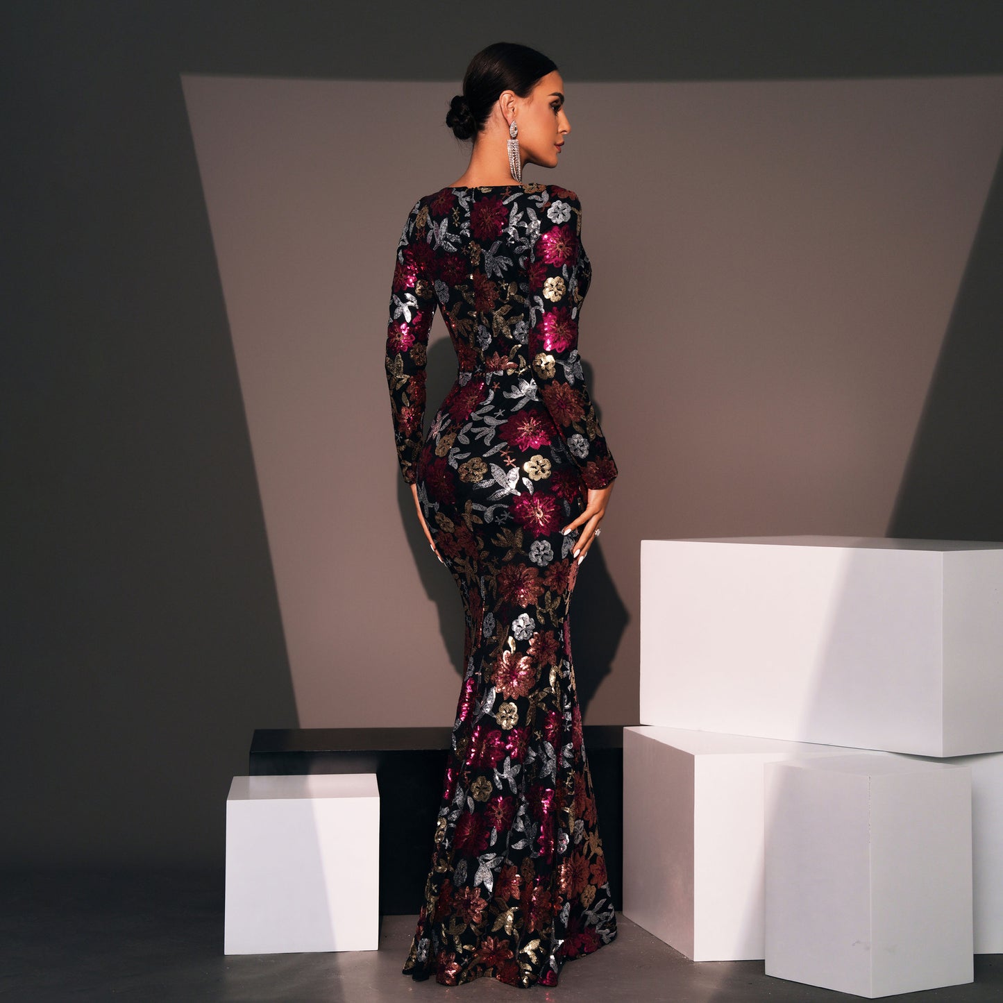 Robe de soirée élégante à manches longues en sequins