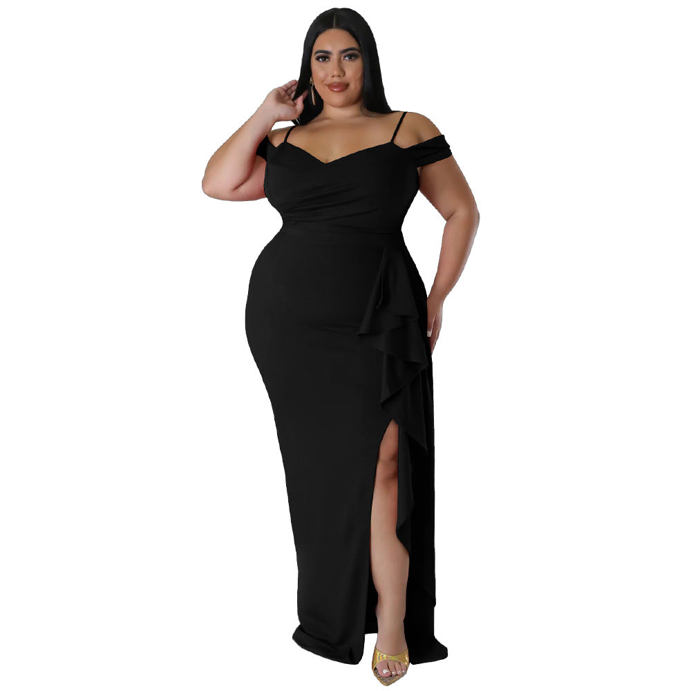 Habit :Robe bustier à volants et fente haute