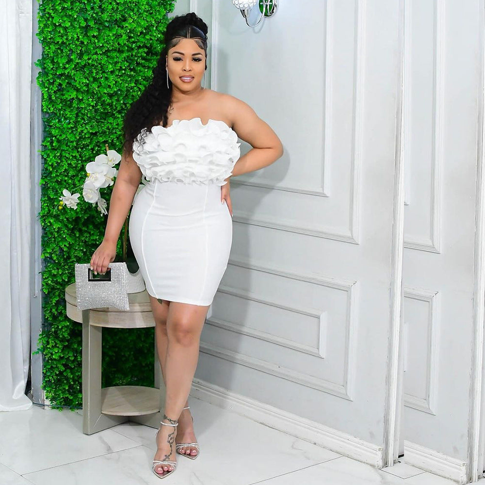 Une robe cintrée pour femmes