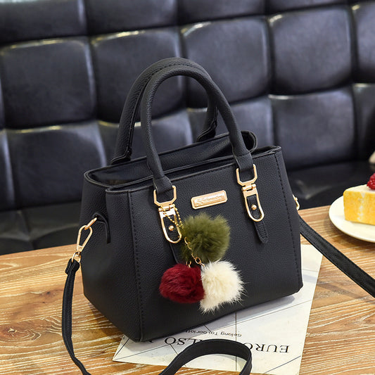 Sac à épaule tendance à double couche avec accent en fourrure