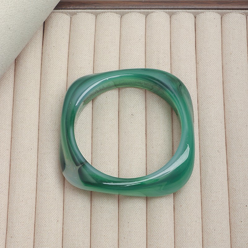 Bracelets en acrylique courbés pour femmes