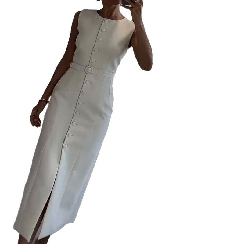 Robe patineuse élégante ceinturée