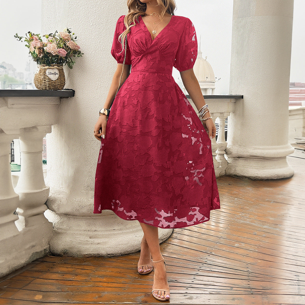 Robe florale pour femmes à col en V et taille haute