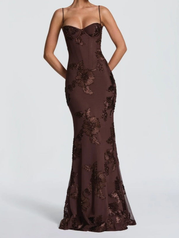 Robe de soirée élégante dos nu en jacquard