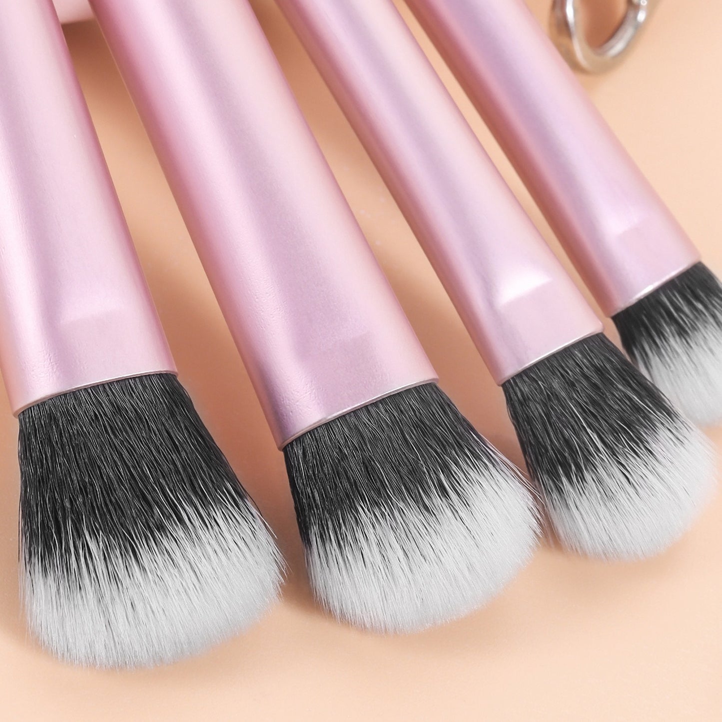 Mini pinceaux de maquillage avec étui à pinceaux
