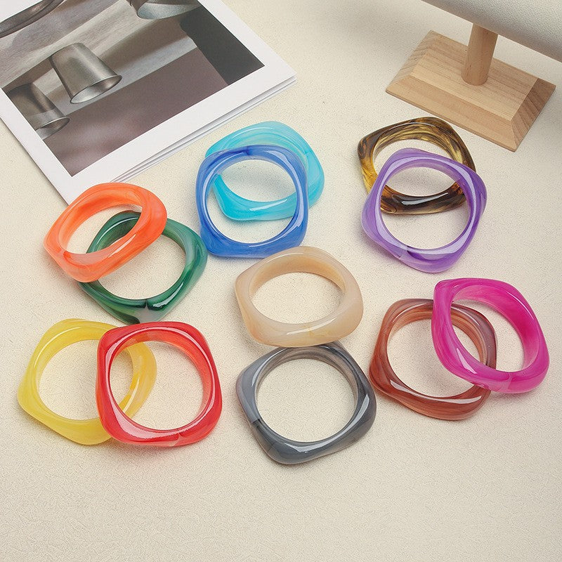 Bracelets en acrylique courbés pour femmes