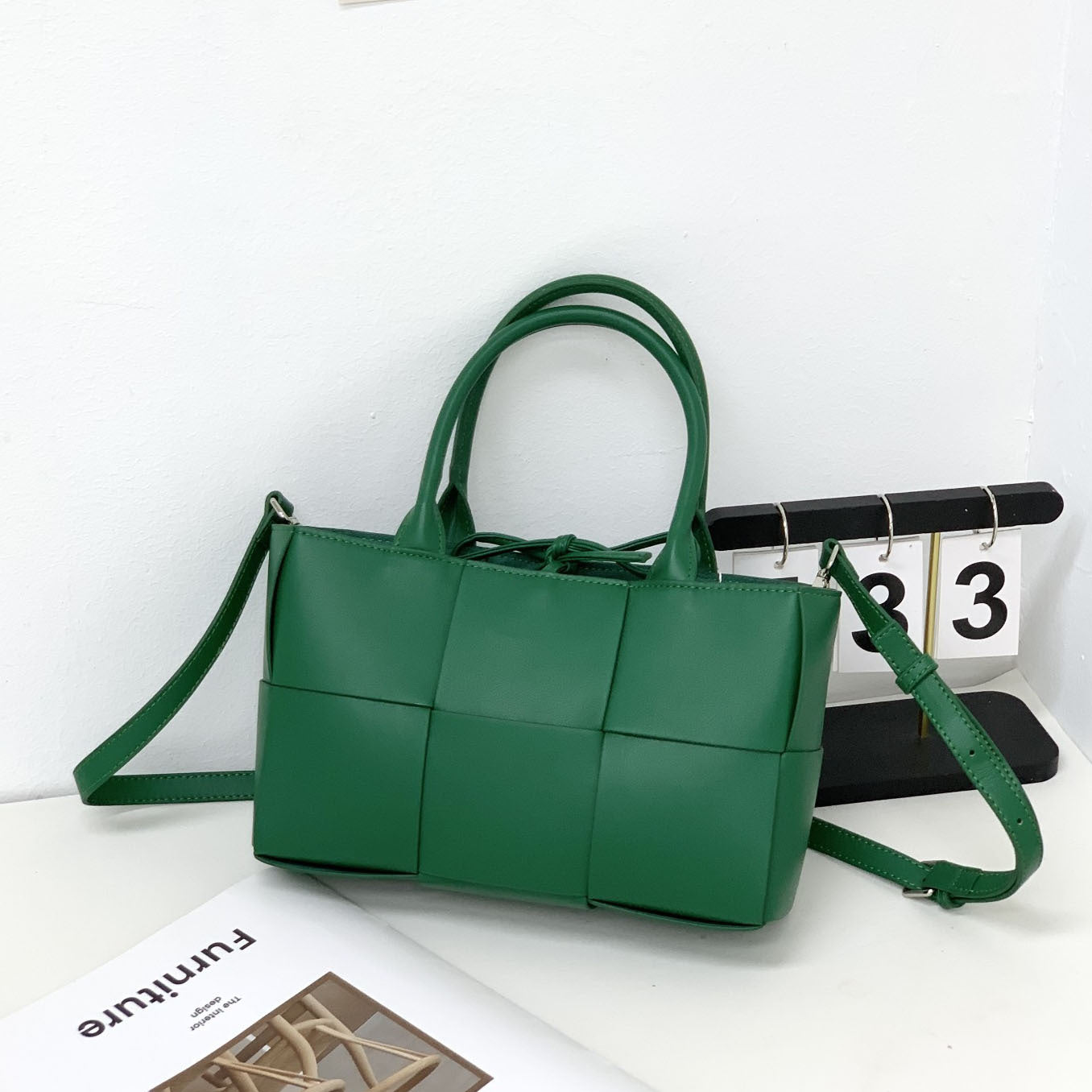 Sac fourre-tout tissé en cuir véritable