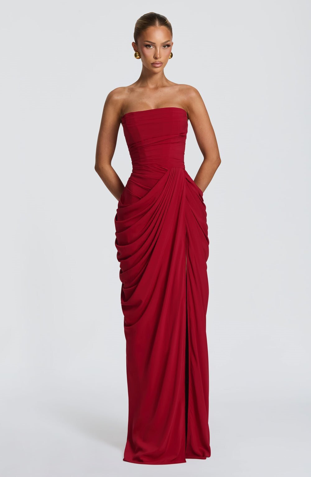 Robe dos nu à bordure en dentelle style français