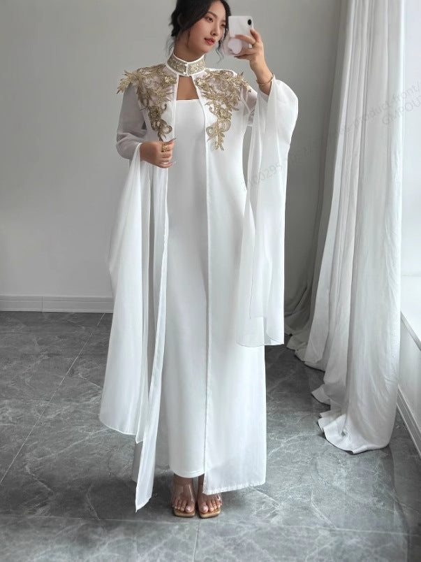 Robe de soirée blanche élégante à manches longues