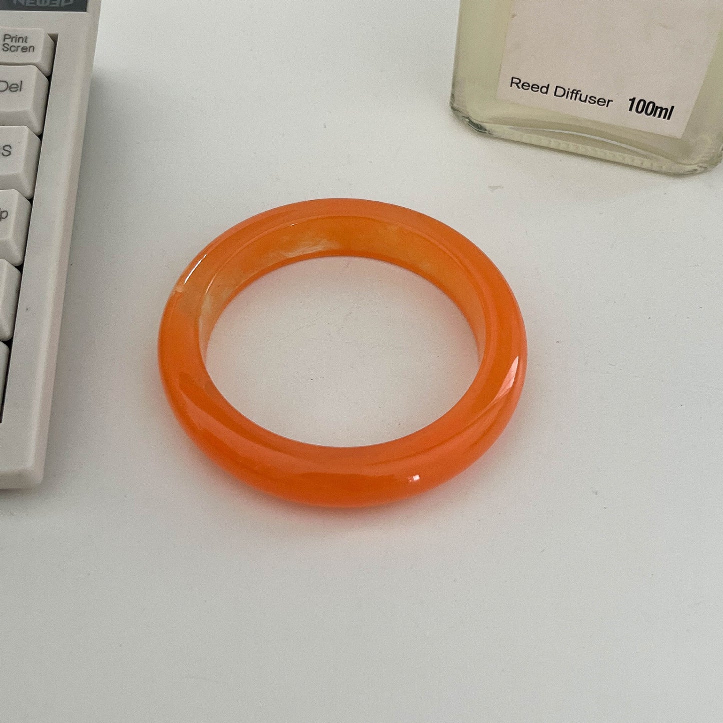 Collection de bracelets en résine personnalisés pour femmes