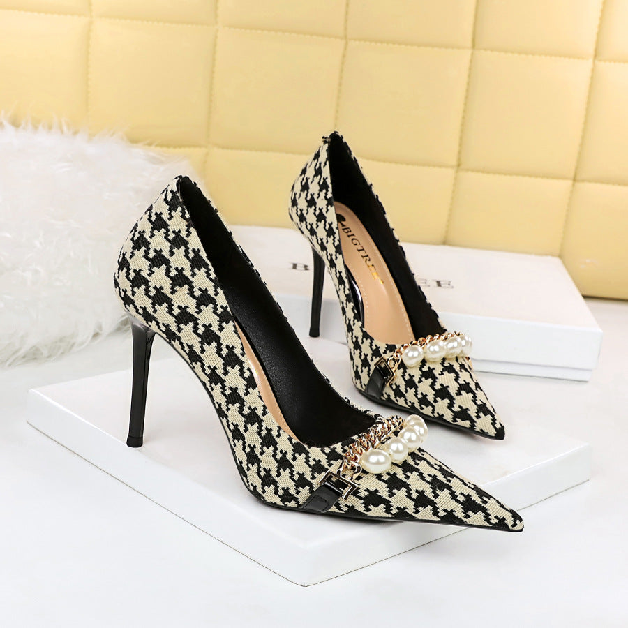 chaussures à talons bas et hauts à motif paon