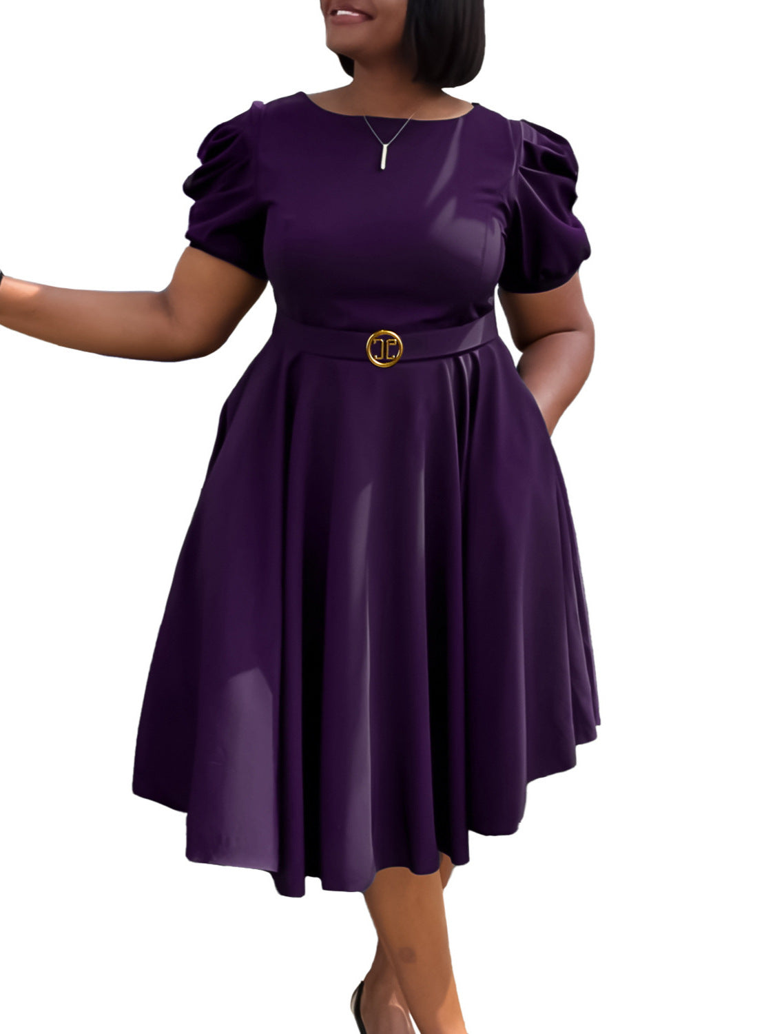 Robe élégante trapèze à manches bouffantes avec ceinture