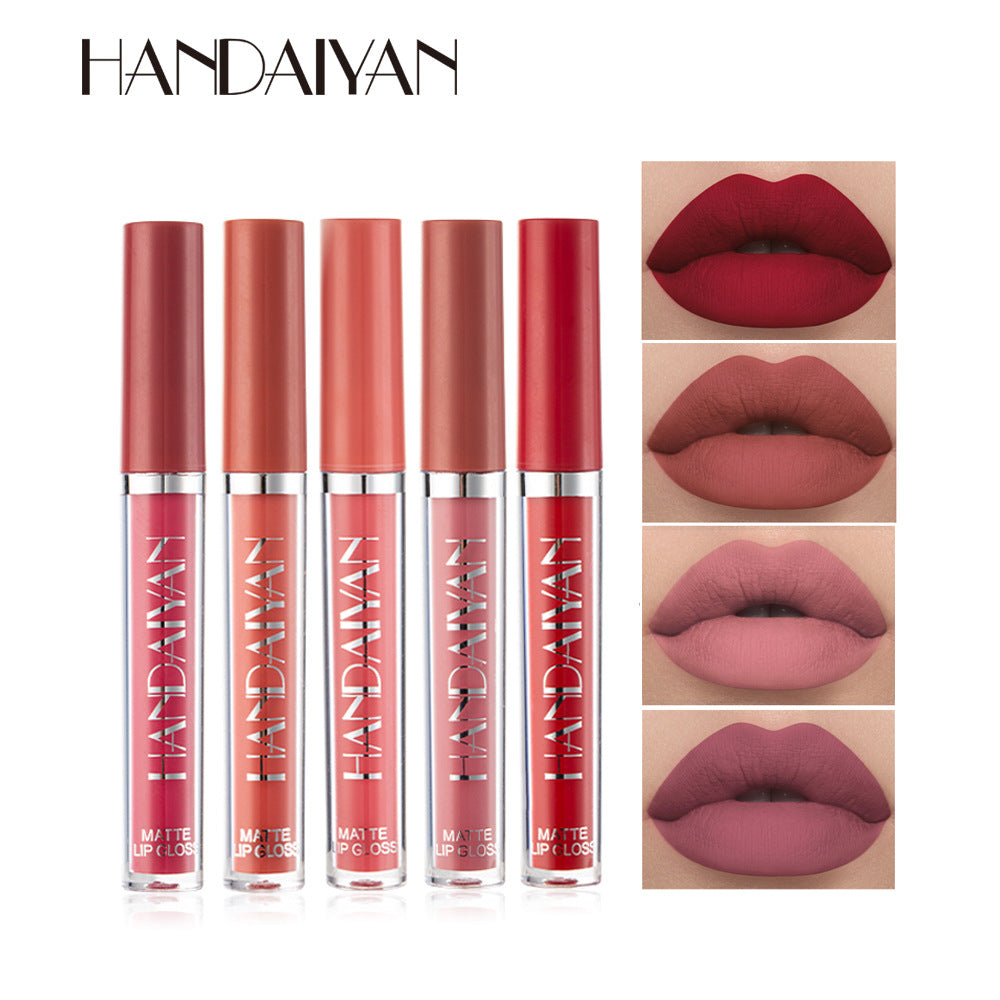 Rouge à lèvres liquide mat en 12 couleurs