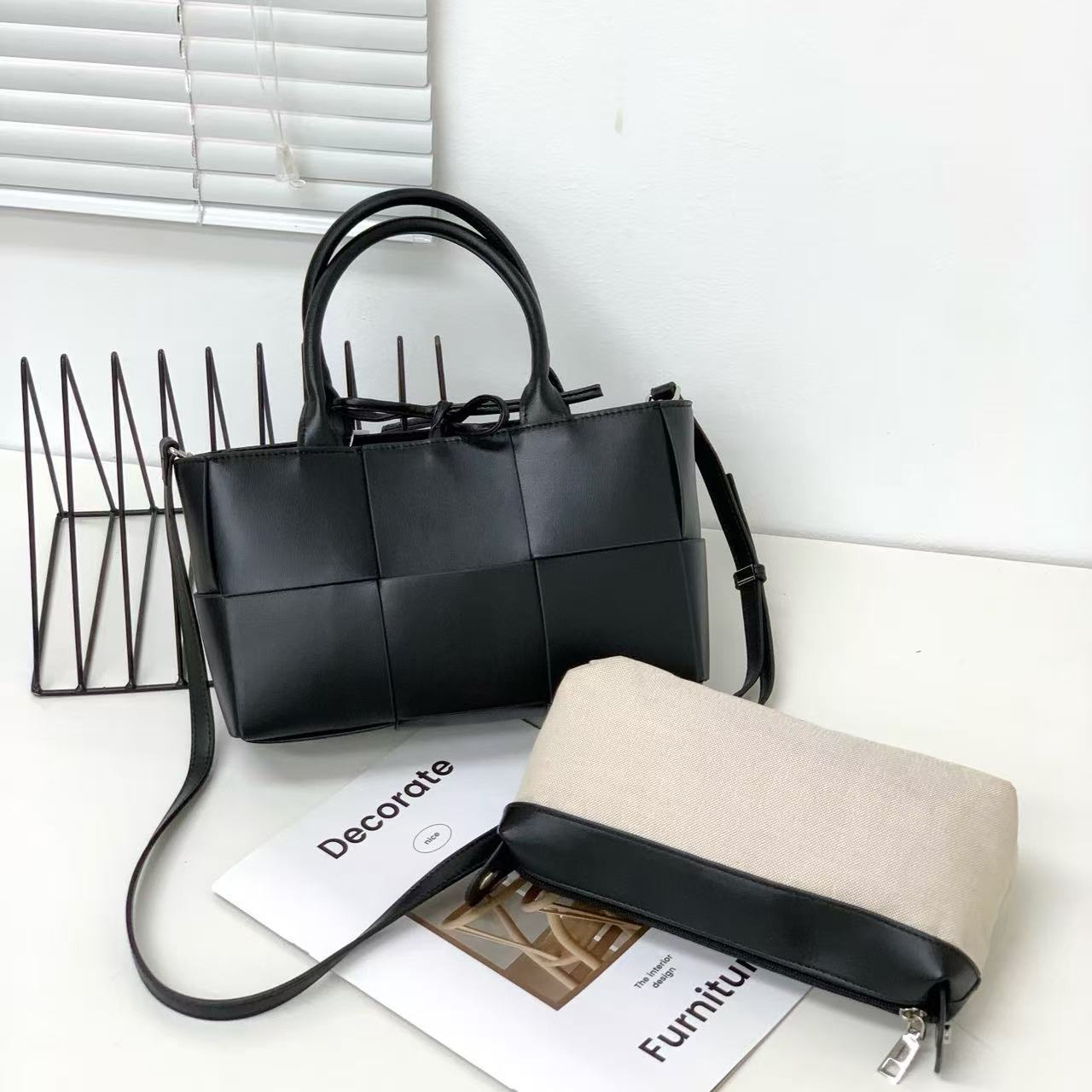Sac fourre-tout tissé en cuir véritable