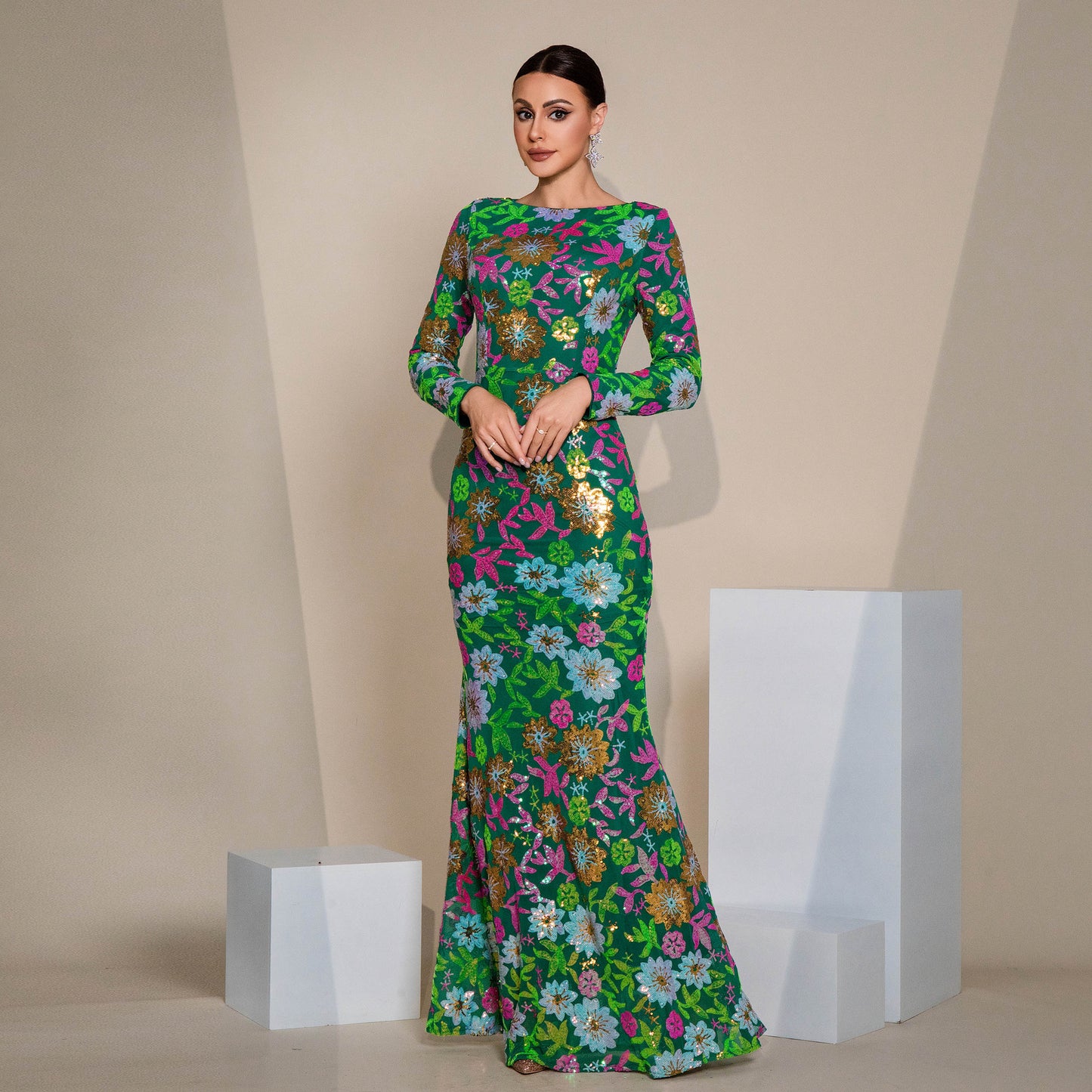 Robe de soirée élégante à manches longues en sequins
