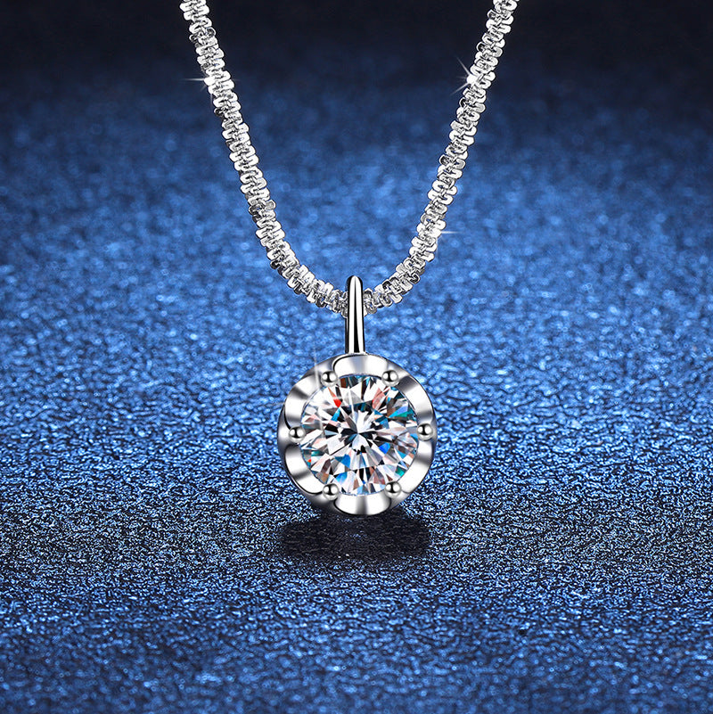 Collier Couronne en Moissanite