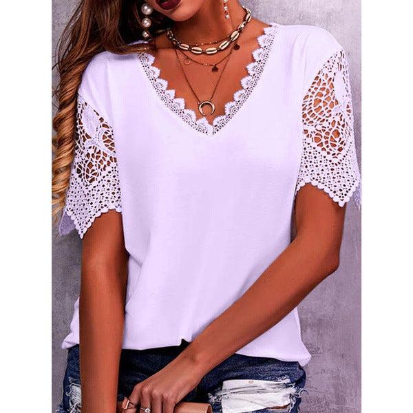 T-shirt pour femmes à col en V avec bordure en dentelle et manches courtes