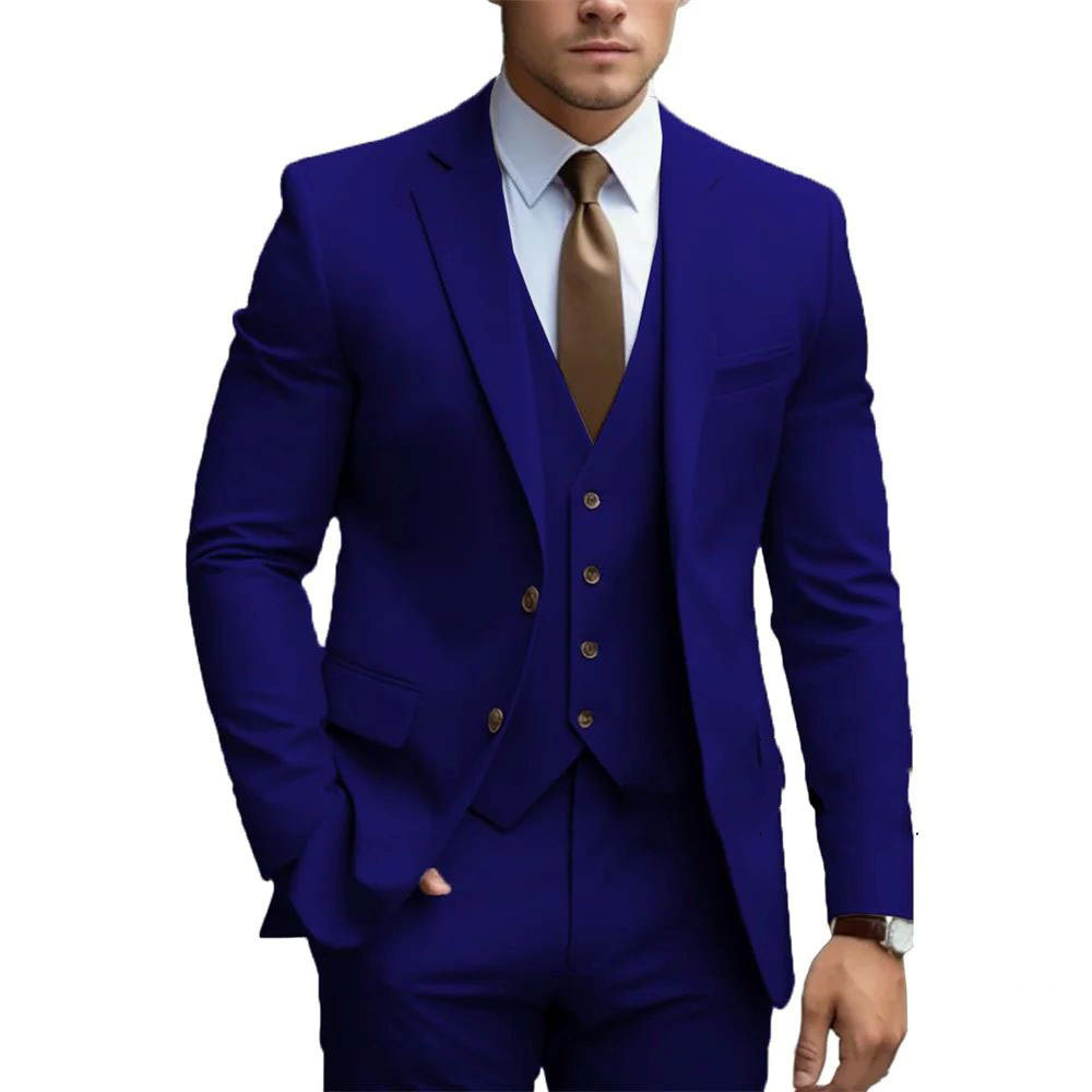 Costume trois pièces pour hommes coupe ajustée